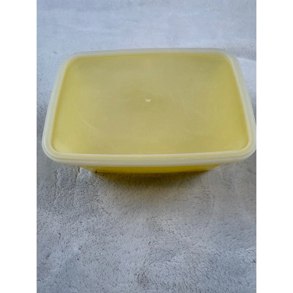 Sho Pak 40 Yellow Food Storage‎ Container Dishwasher Safe Excelsior Springs MO